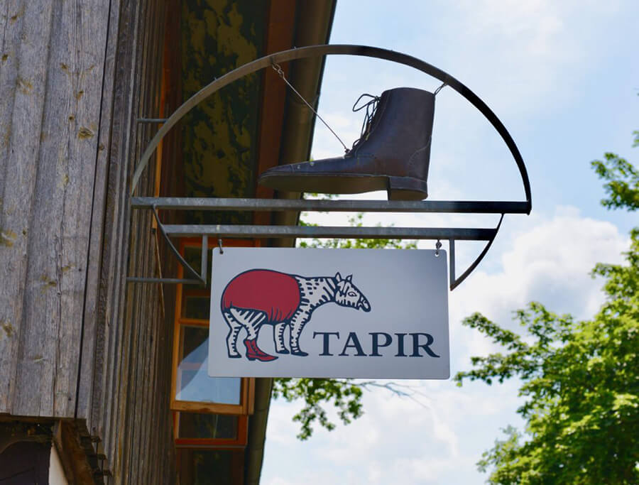 Tapir Schild