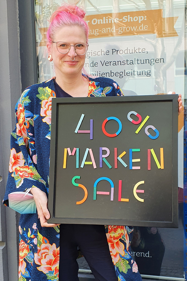 Marken-Sale auf Kleidung und Schuhe!