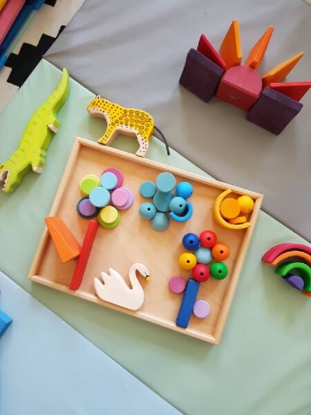 Holzspiele für die Kleinsten