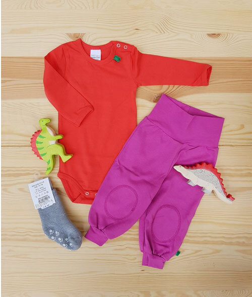 Bequeme Bio-Kinderkleidung als Basics