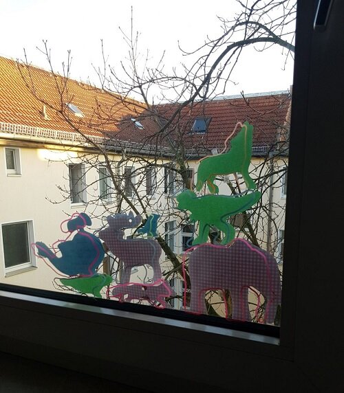Umrisse nachzeichnen von mama oder kind