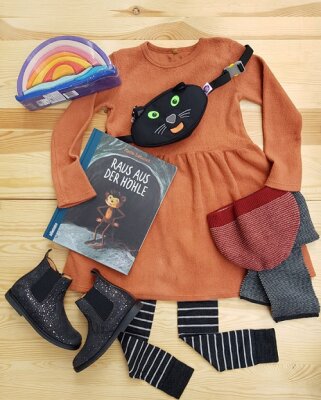 Kidsoutfit: Kürbisorange trifft Pechschwarz - Halloween Kostüme für Kids