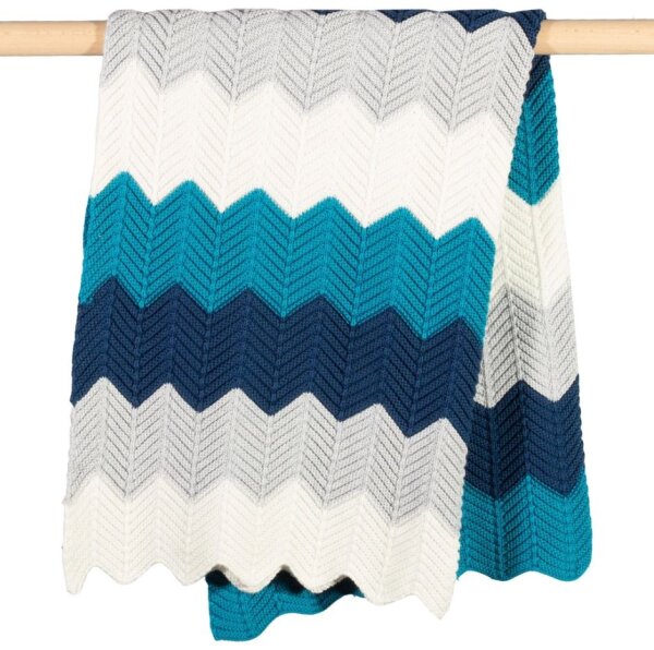 Strickdecke Chevron blau-grau
