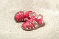 Fiesta Sandale berry