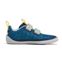 Sneaker Knit Penguin