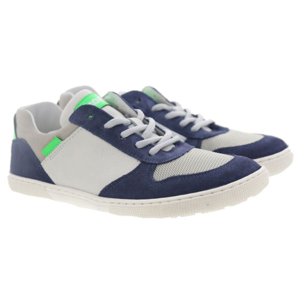 Date Sneaker