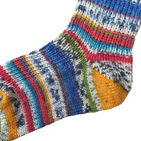 Kindersocke wie handgestrickt kornblau rot