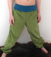 L&auml;ssige Cordhose maigr&uuml;n