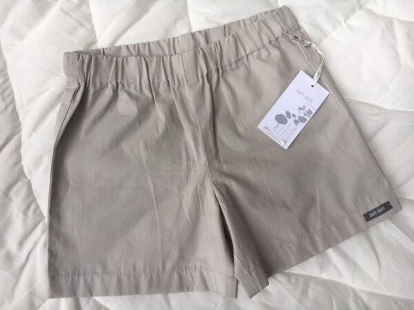Kurze Hose kieselgrau