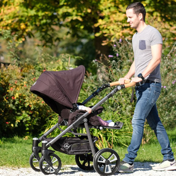 Nachhaltiger-Kinderwagen-von-Naturkind.jpg