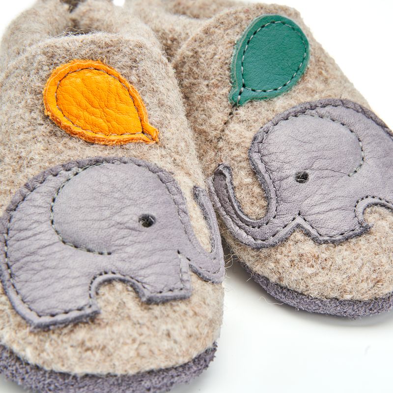 HaG-filz-hausschuhe-wolli-elefant.jpg