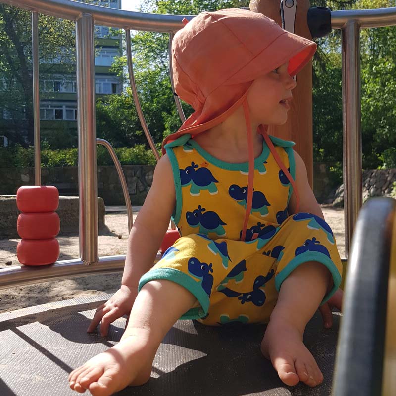 Sonnenhut-Baby-und-Kind.jpg