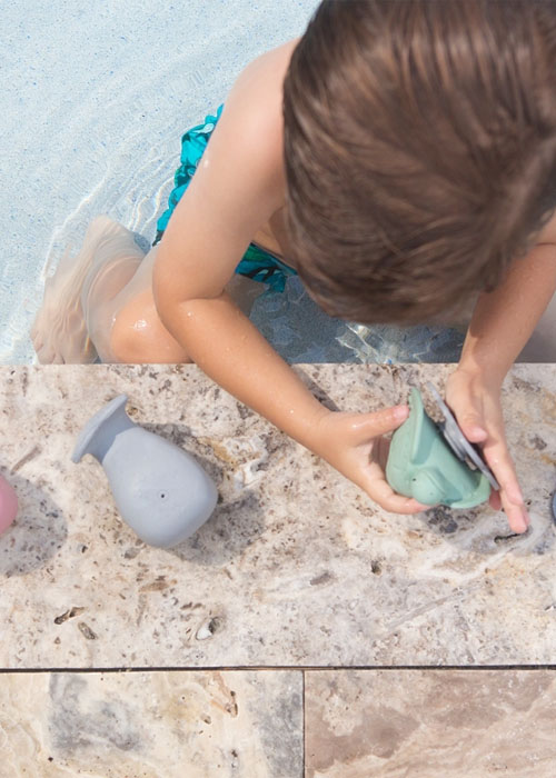 Wasserspielzeug für Badewanne, Schwimmbad und Wasserspielplatz