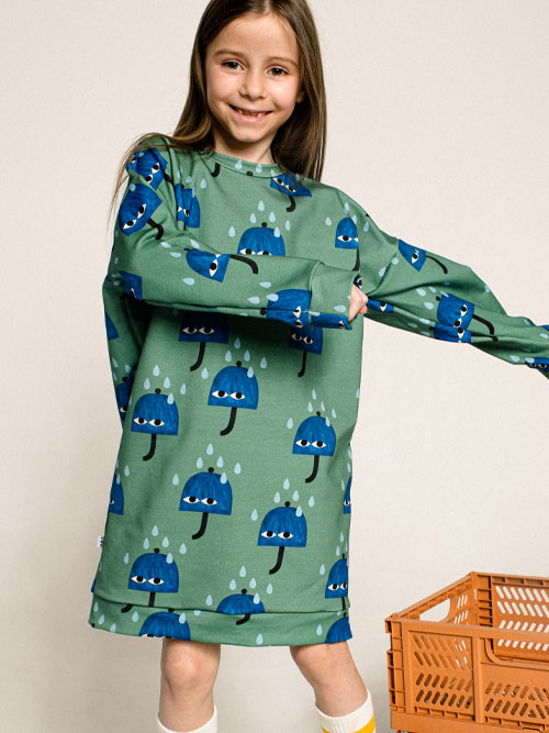 kleid-mdchen-gross.jpg